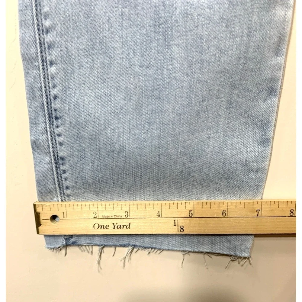 Laurie Felt Jeans Womens 8 29X26 Daisy‎ Denim Slim Crop Raw Hem Light Wash